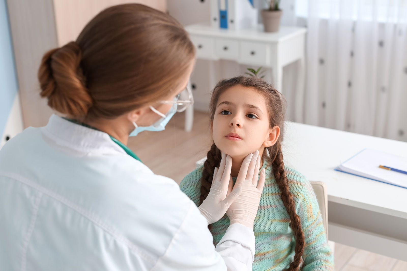 Understanding Thyroid Health & How to Spot Thyroid Disease in Children