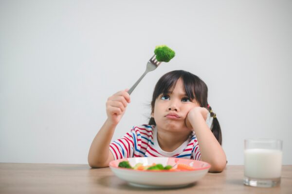 Nurturing Little Food Explorers Tips for Parents of Picky Eaters